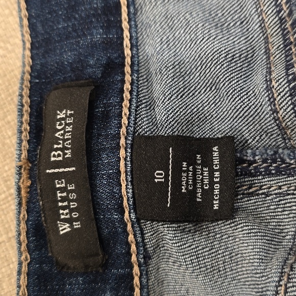 White House Black Market straight leg jeans - Picture 3 of 10